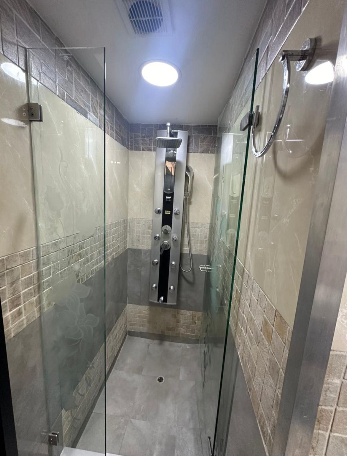 WhatsApp Image 2025-05-26 at 1.52.16 PM (2)